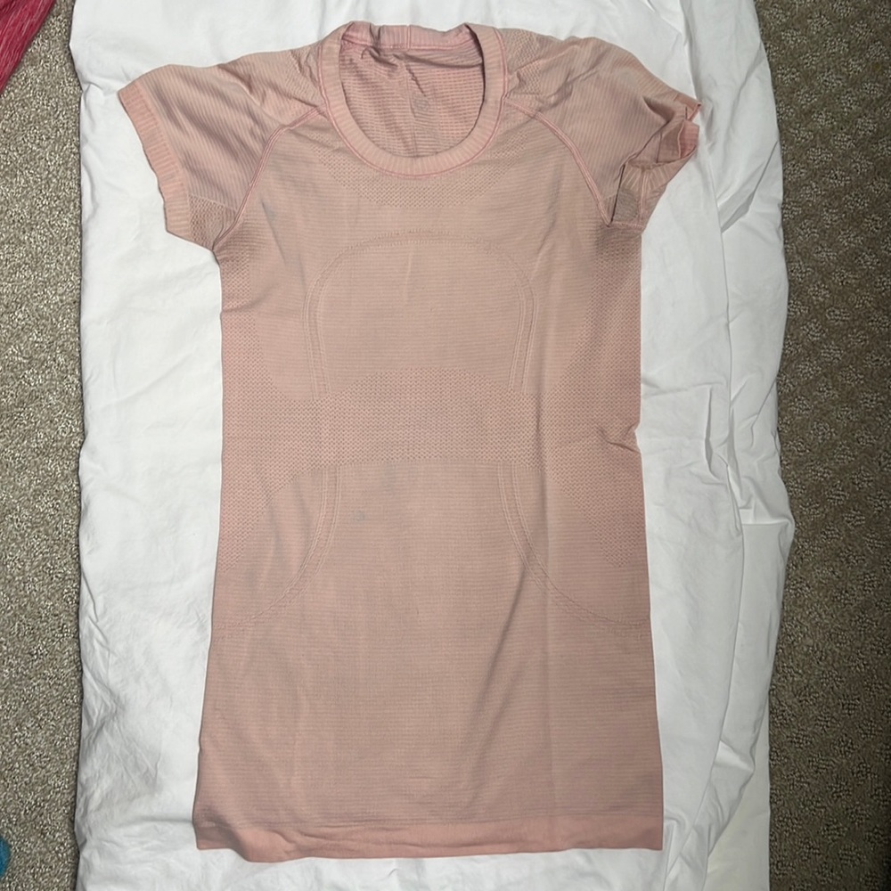 Lululemon short sleeve